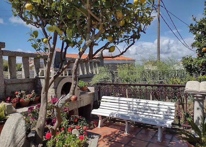 Apartamento De 3 Habitaciones Y Un Bano Sin Cocina En San Vicente De O Grove