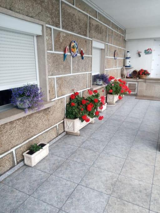 De 3 Y Un Bano Sin Cocina En San Vicente De O Grove Appartamento *